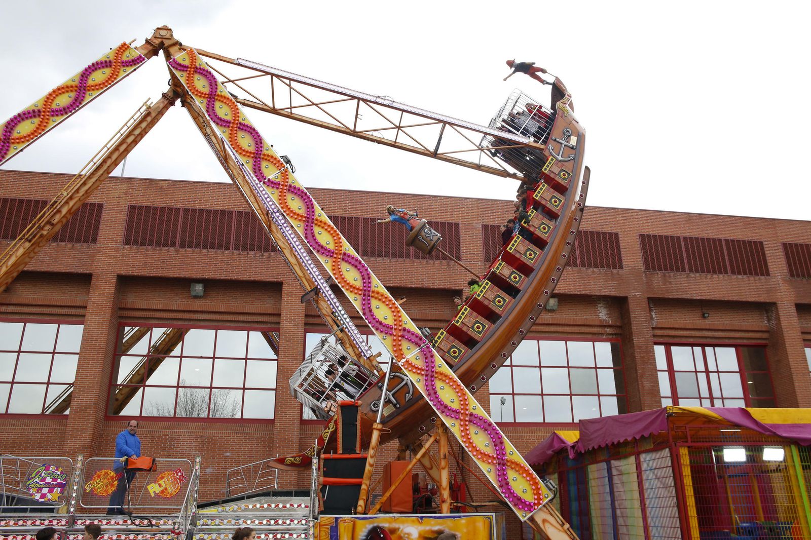 Así es el Juveándalus de Granada para la Navidad 2019, en imágenes