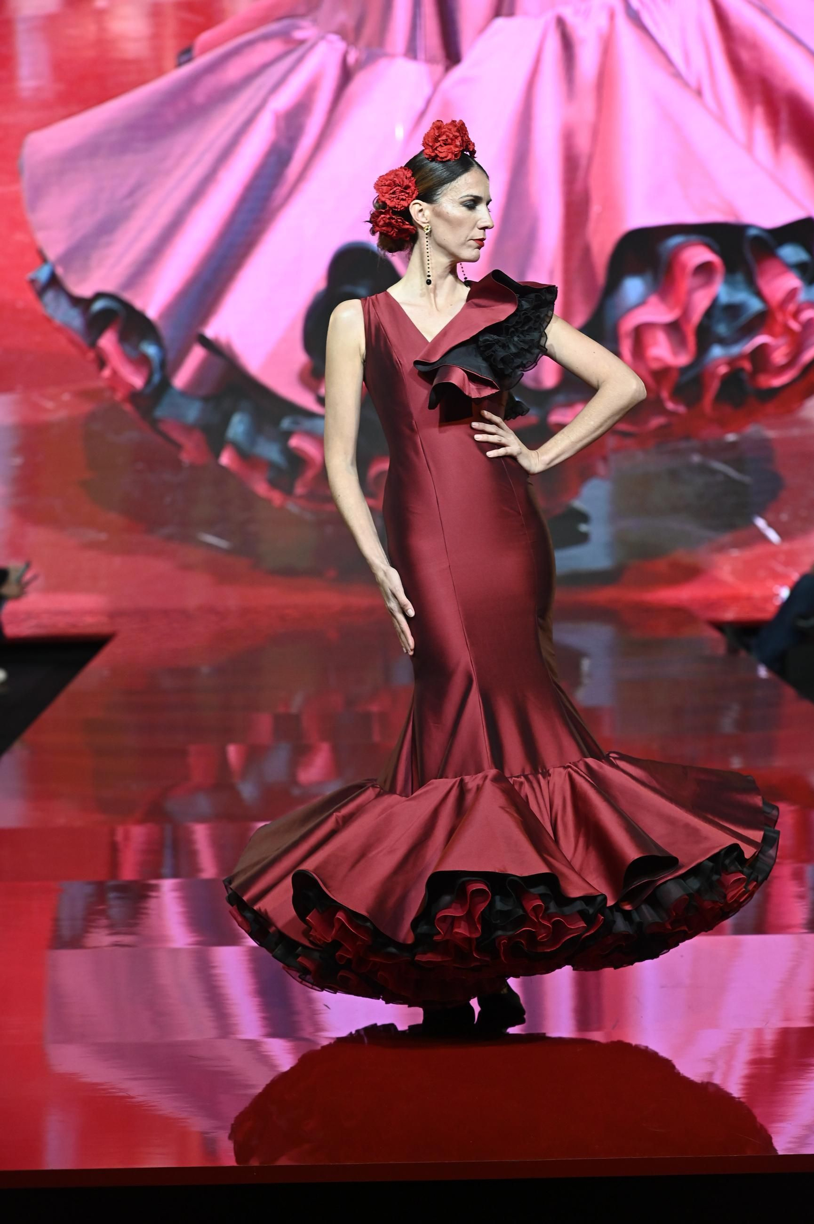 Huelva Flamenca 2025: Desfile De Lunares y Volantes