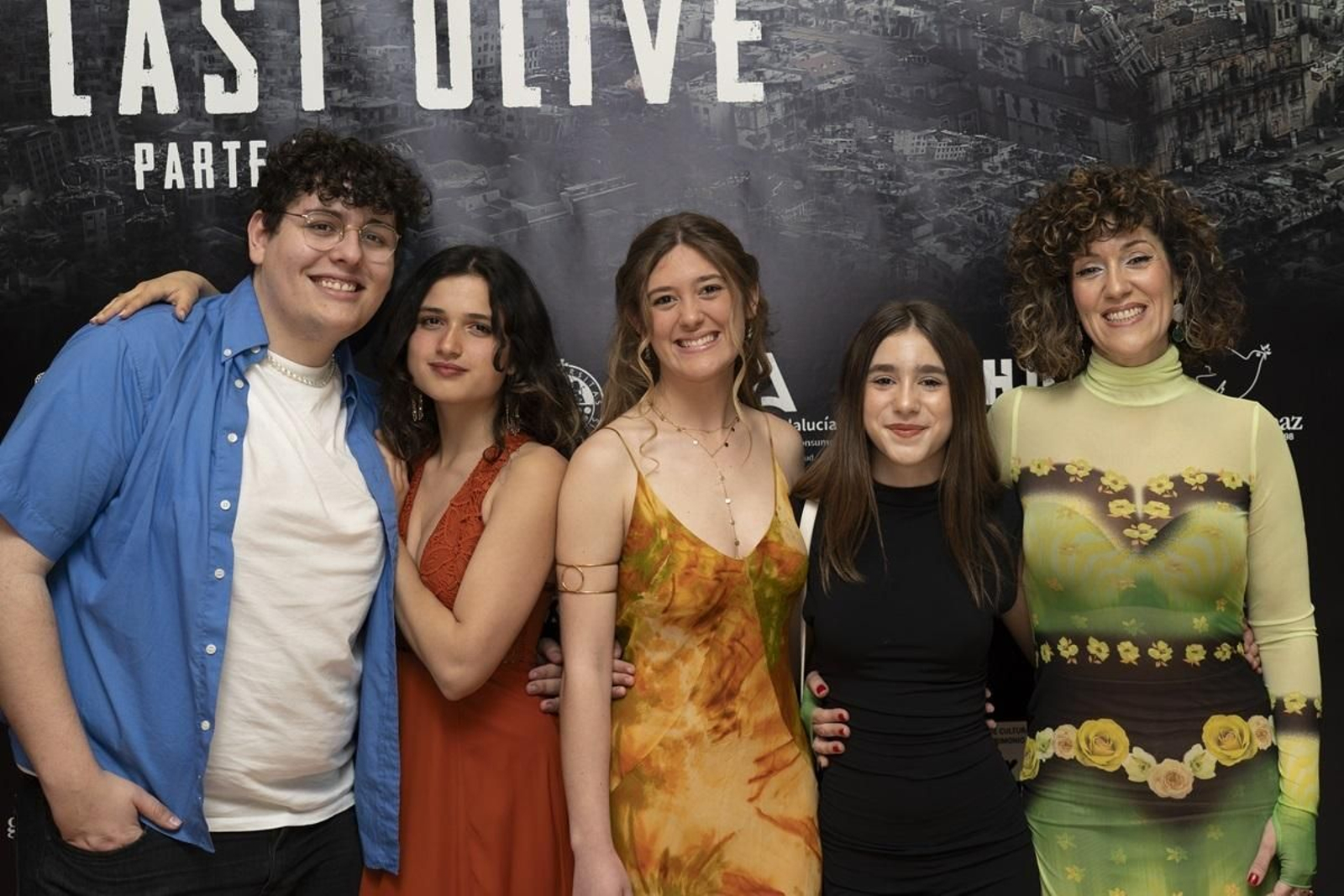 Imágenes de una noche para el recuerdo: así fue la premier de The Last Olive