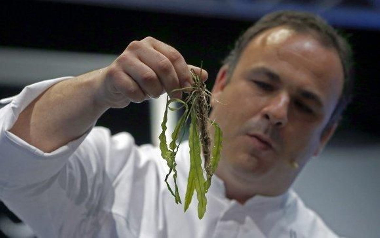 El chef del mar sale en apoyo de la Escuela de Hostelería de Cádiz