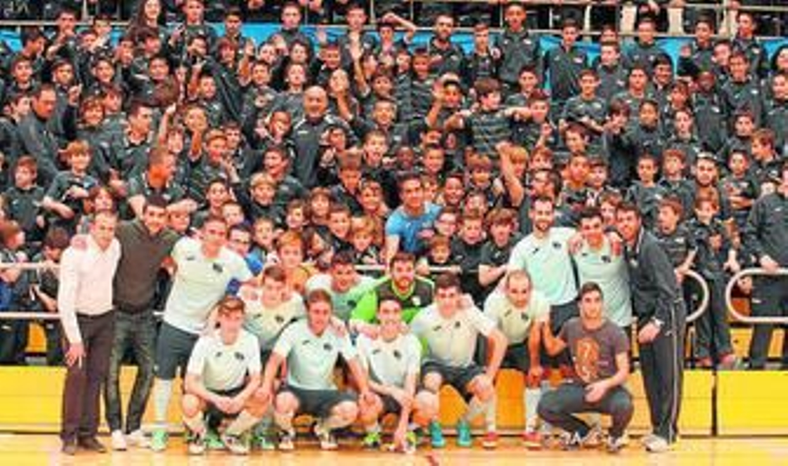 El Plus Ultra corta la racha triunfal del Poli Almería