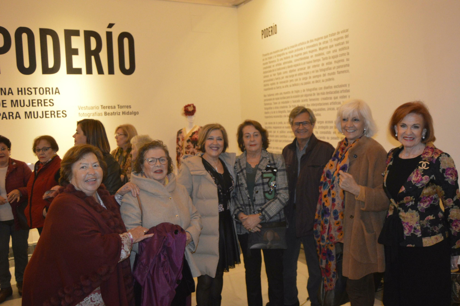 Carmen Chico, Concha Coto, Marisa de las Cuevas, Carolina Camacho, Enrique Otero, Teófila Martínez y Tete Fernández-Shaw.