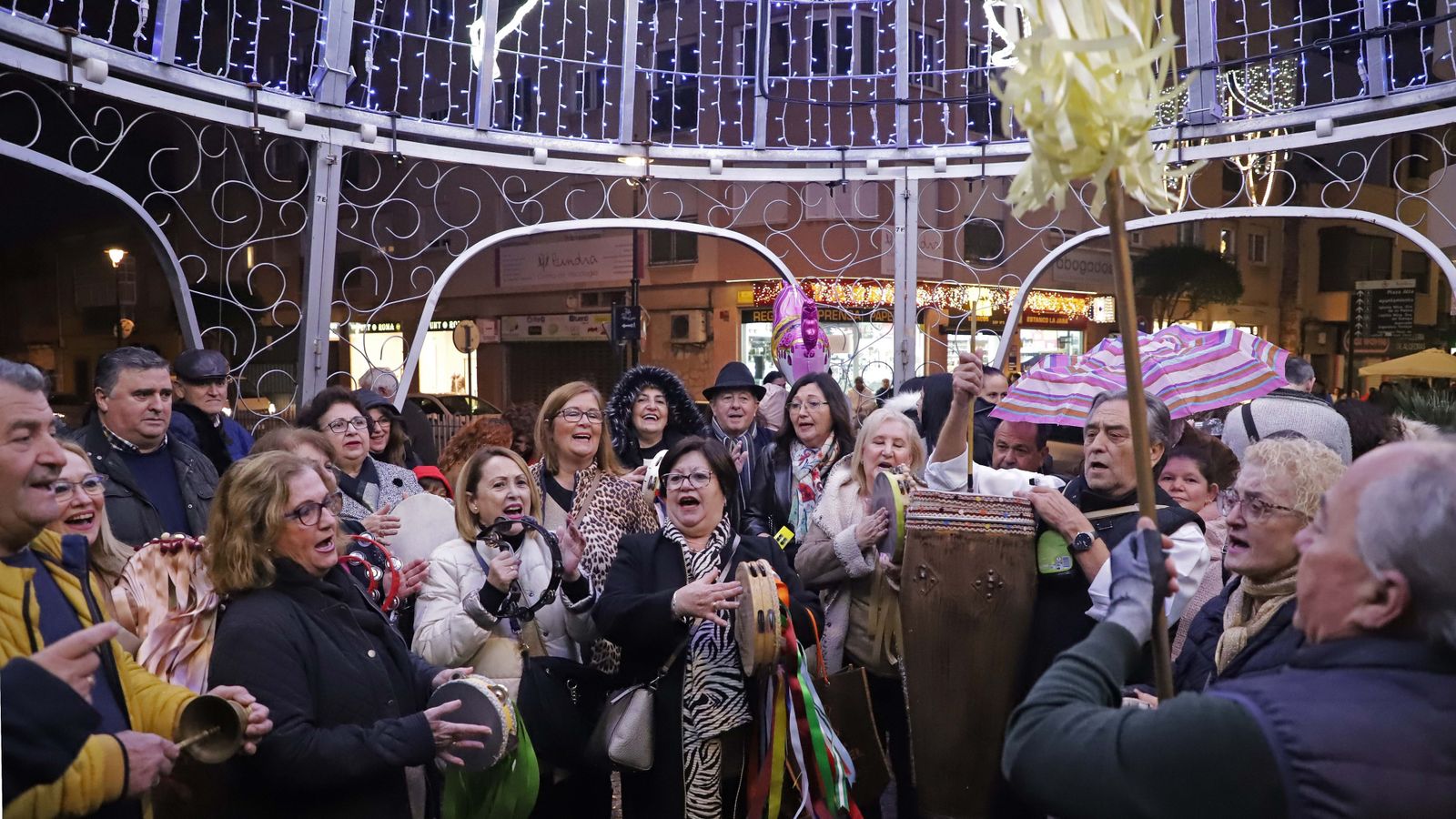 Fotos de la inauguración del alumbrado de Navidad en Algeciras