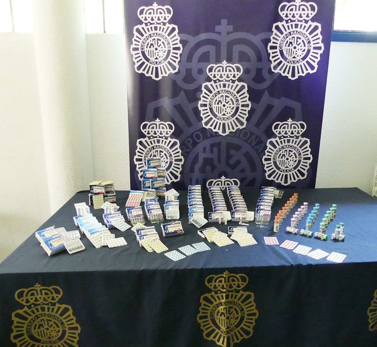 Detienen en Marbella a un hombre con más de 2.000 dosis de anabolizantes preparadas para su venta