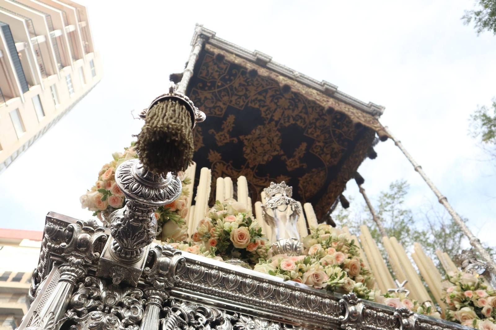 Extraordinaria de la Virgen del Valle de Huelva en imágenes