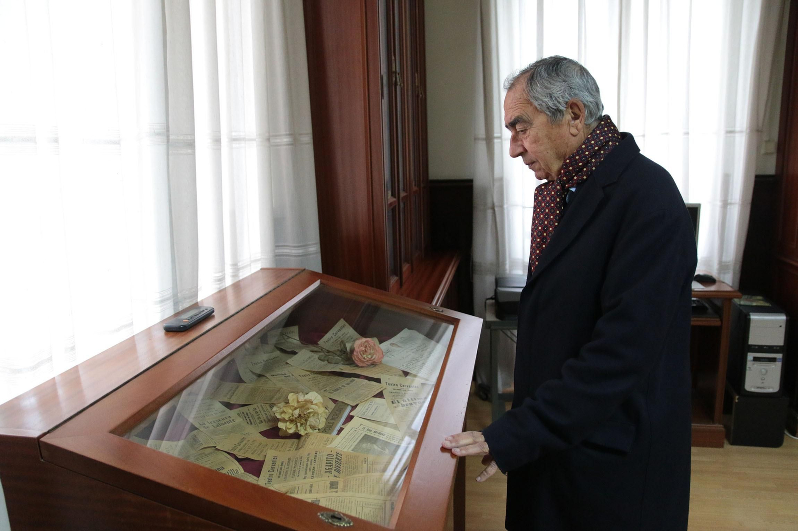 Así de espectaculares son los salones del Círculo Mercantil de Almería