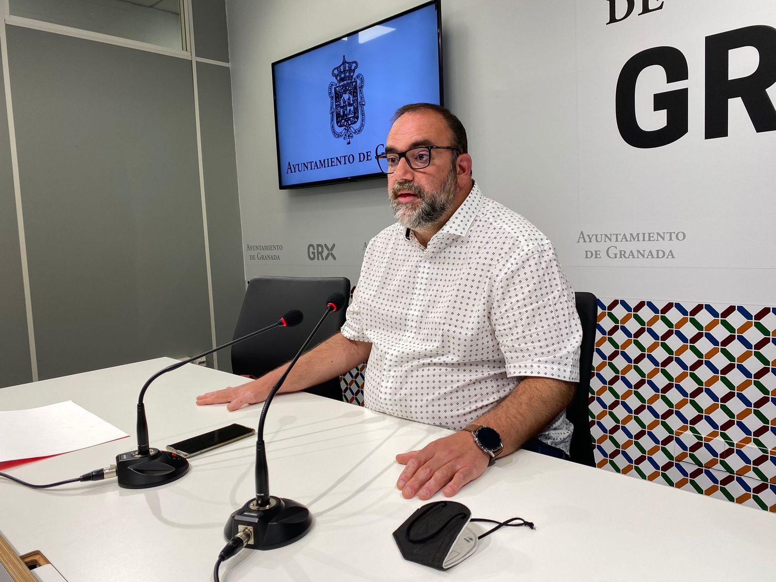UP pide al Ayuntamiento de Granada que proteja el poder adquisitivo de los trabajadores de contratas