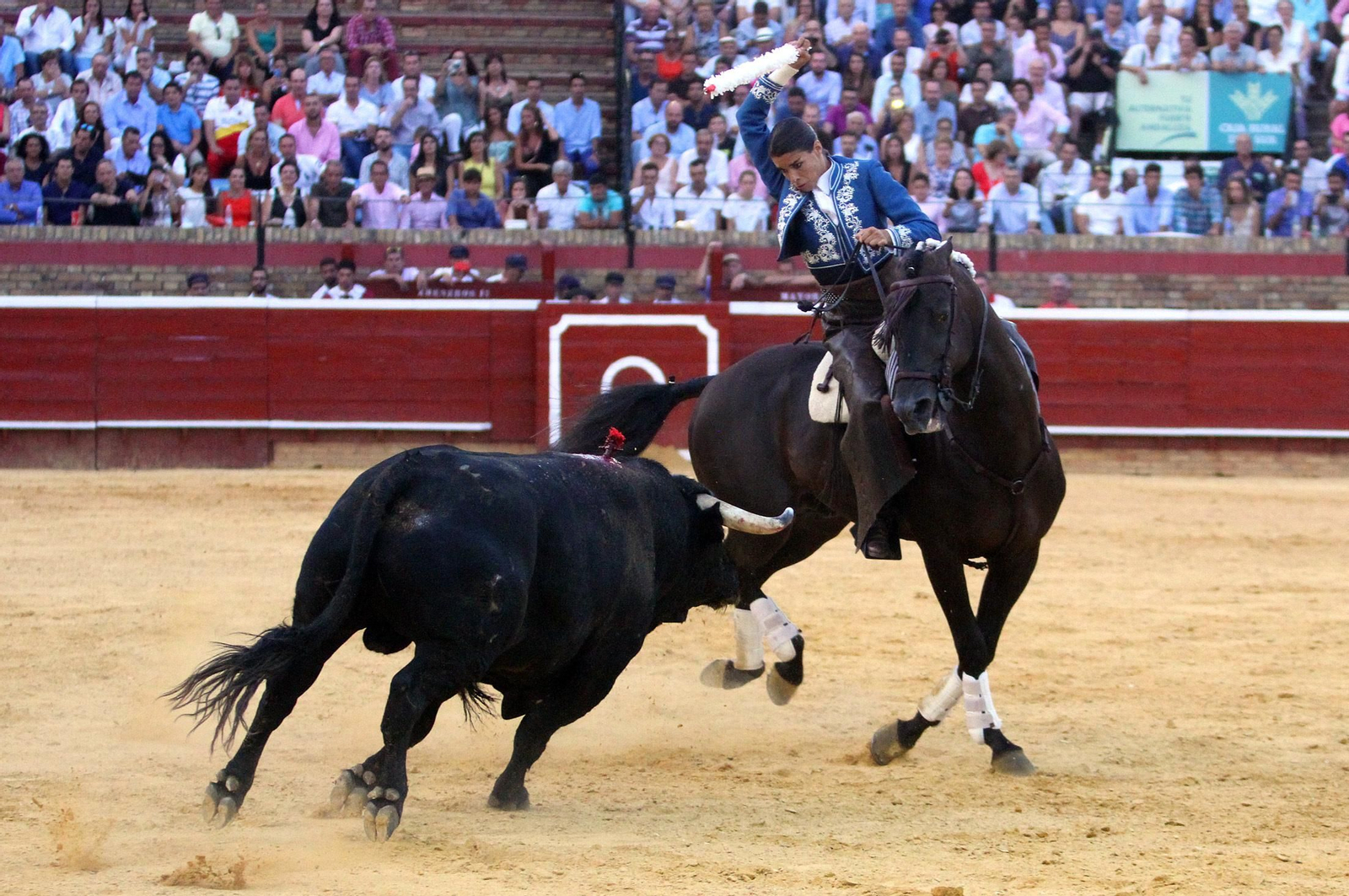Imágenes de la corrida de rejones de Pablo Hermoso de Mendoza, Andrés Romero y Lea Vicens.