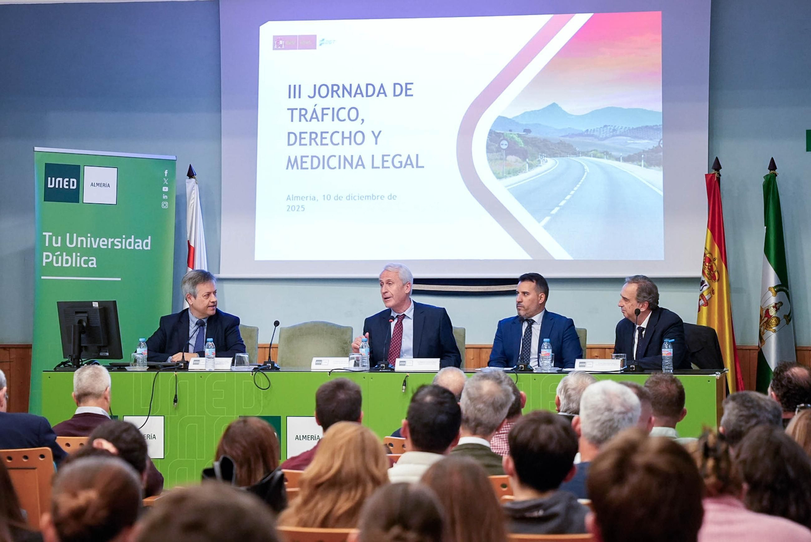 Las imágenes de la III Jornada de Tráfico, Seguridad Vial y Medicina Legal de la UNED de Almería