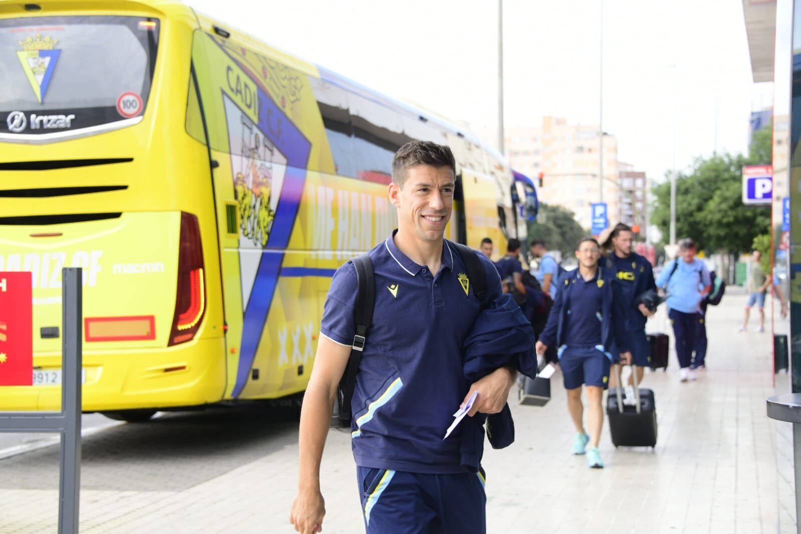 Rubén Alcaraz a la llegada del Cádiz a Villarreal.