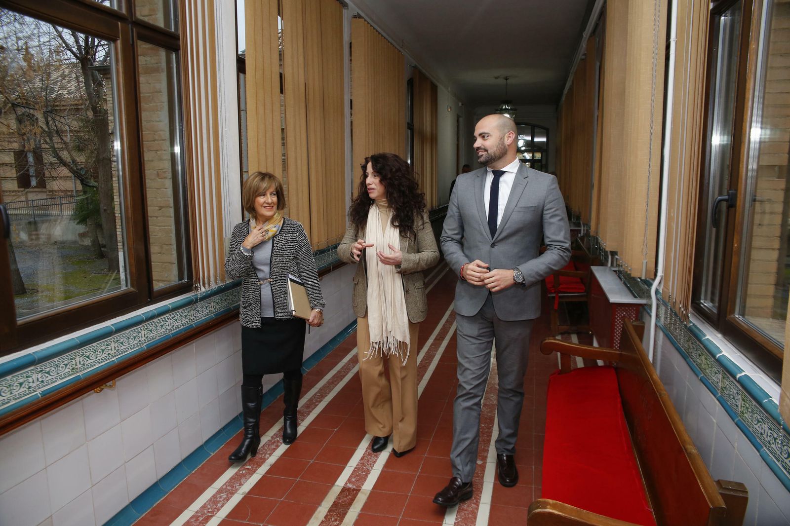 Rocío Ruiz destaca en Granada la apuesta de la Junta por la renta mínima de inserción social