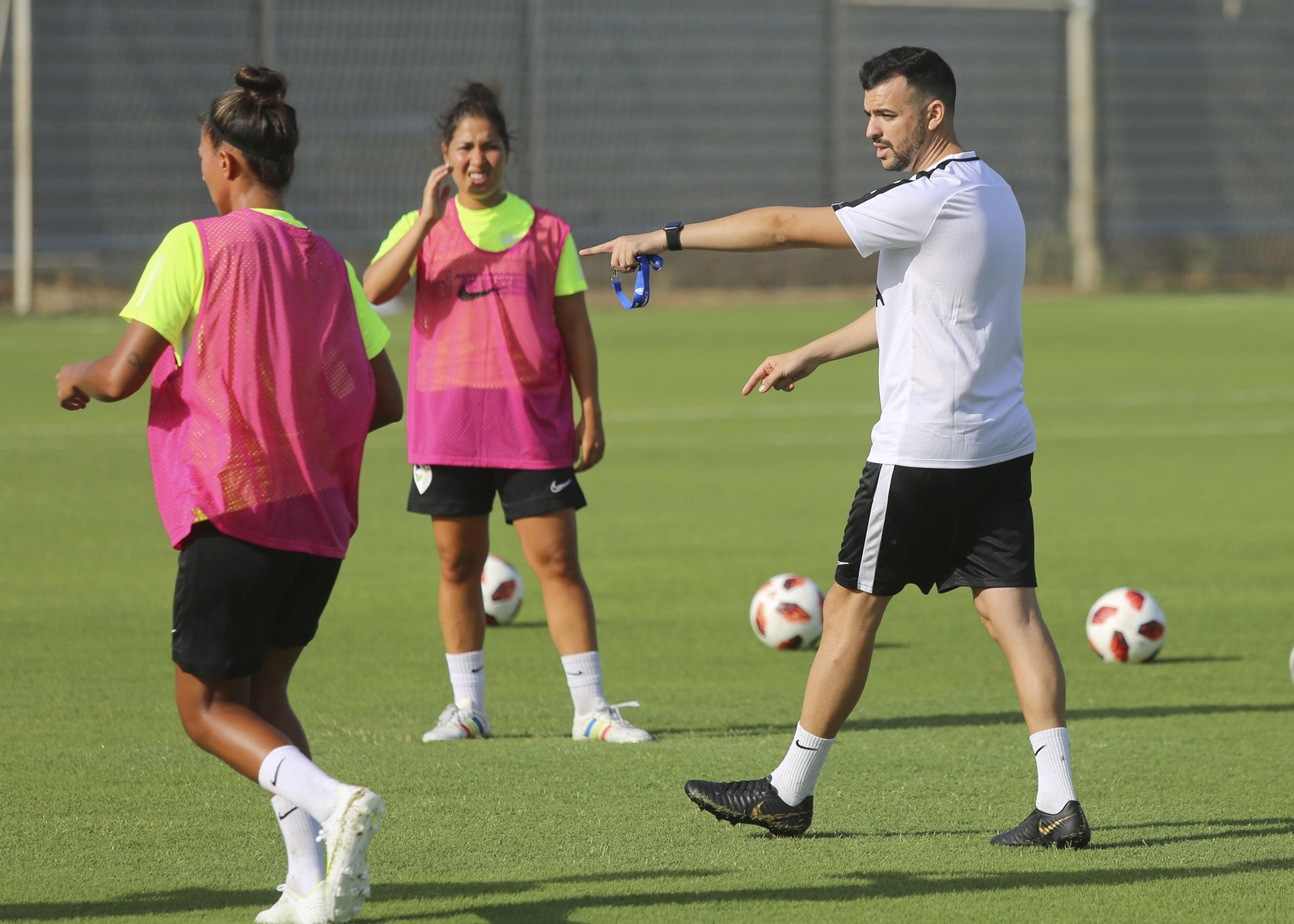 Las fotos del primer entrenamiento de pretemporada del Málaga Femenino