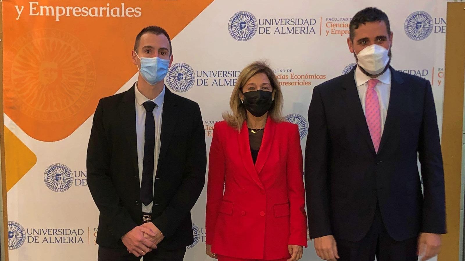 Los gabinetes de la provincia se ponen al día en protocolo y relaciones internacionales al día en la UAL