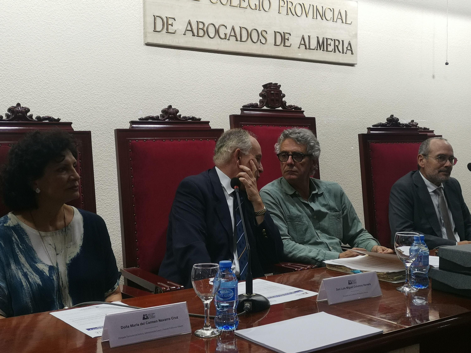 Los abogados de Almería celebran el Día de la Justicia Gratuita con peticiones de mejoras retributivas Los abogados de Almería celebran el Día de la Justicia Gratuita con peticiones de mejoras retributivas