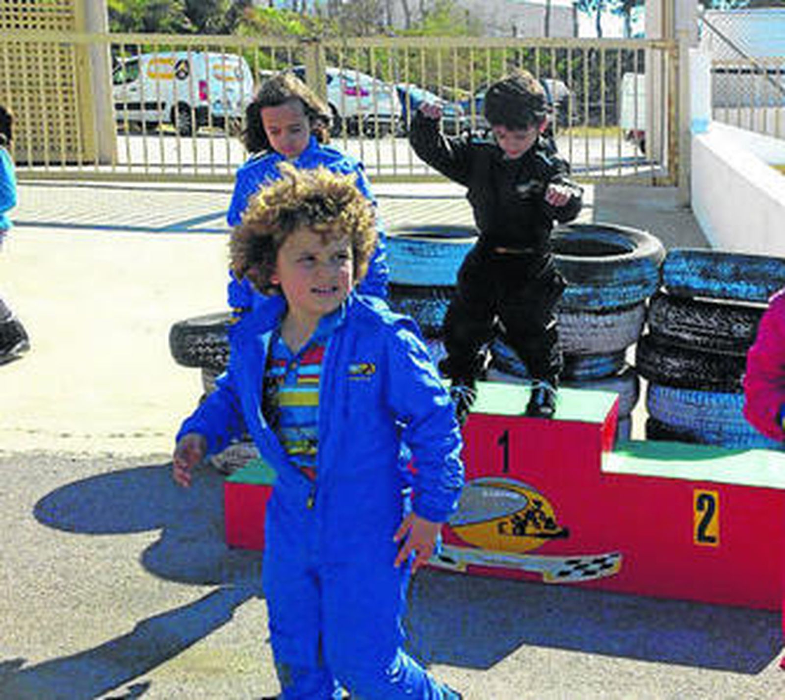 El Karting Copo & Roquetas instruye en conducción deportiva a los niños