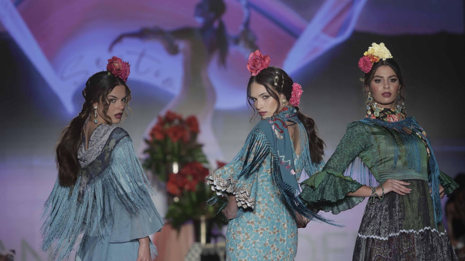 El desfile Ángela & Adela en  We Love Flamenco.