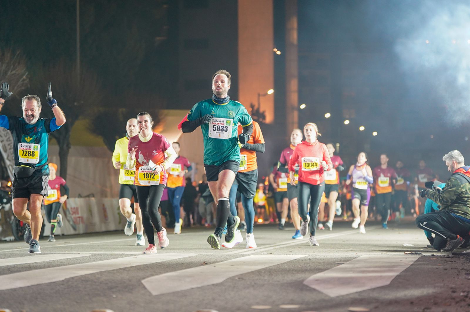 En imágenes: búscate en tu llegada a meta de la Carrera de San Antón 2026 (11)