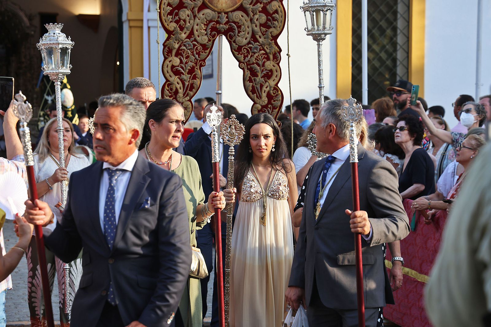 Imágenes del Rosario Jubilar rociero celebrado por las 25 hermandades filiales de la Matriz de Almonte en La Merced
