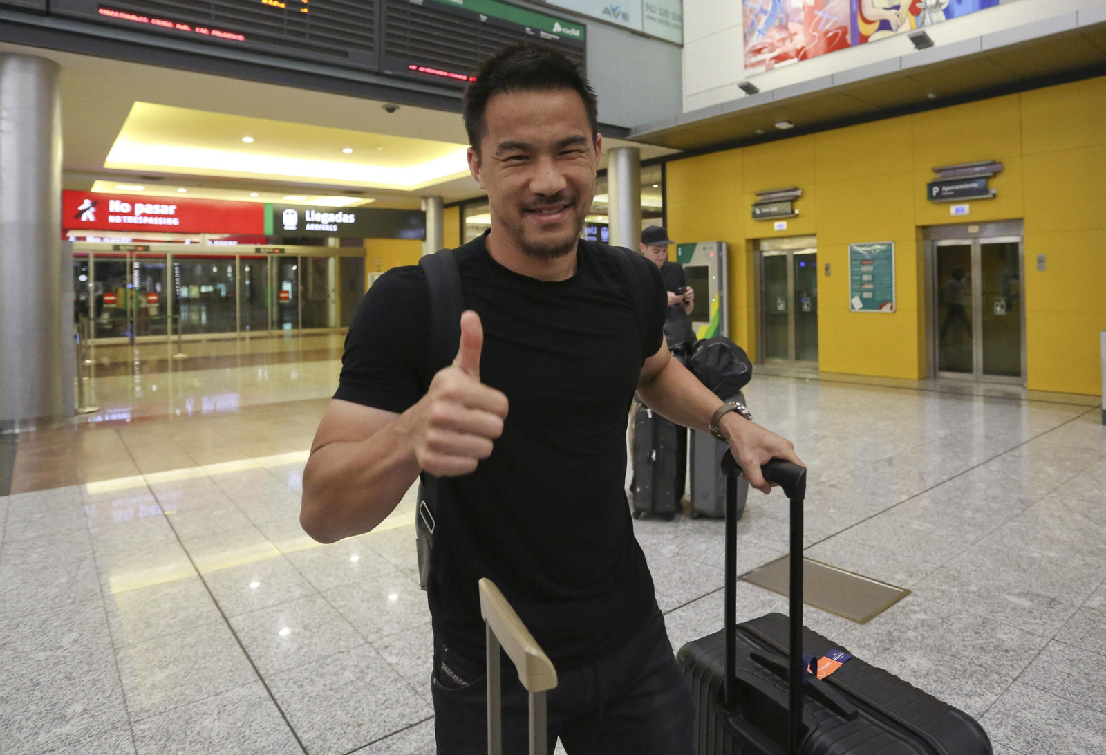 Shinji Okazaki, su fugaz paso por Málaga, en fotos