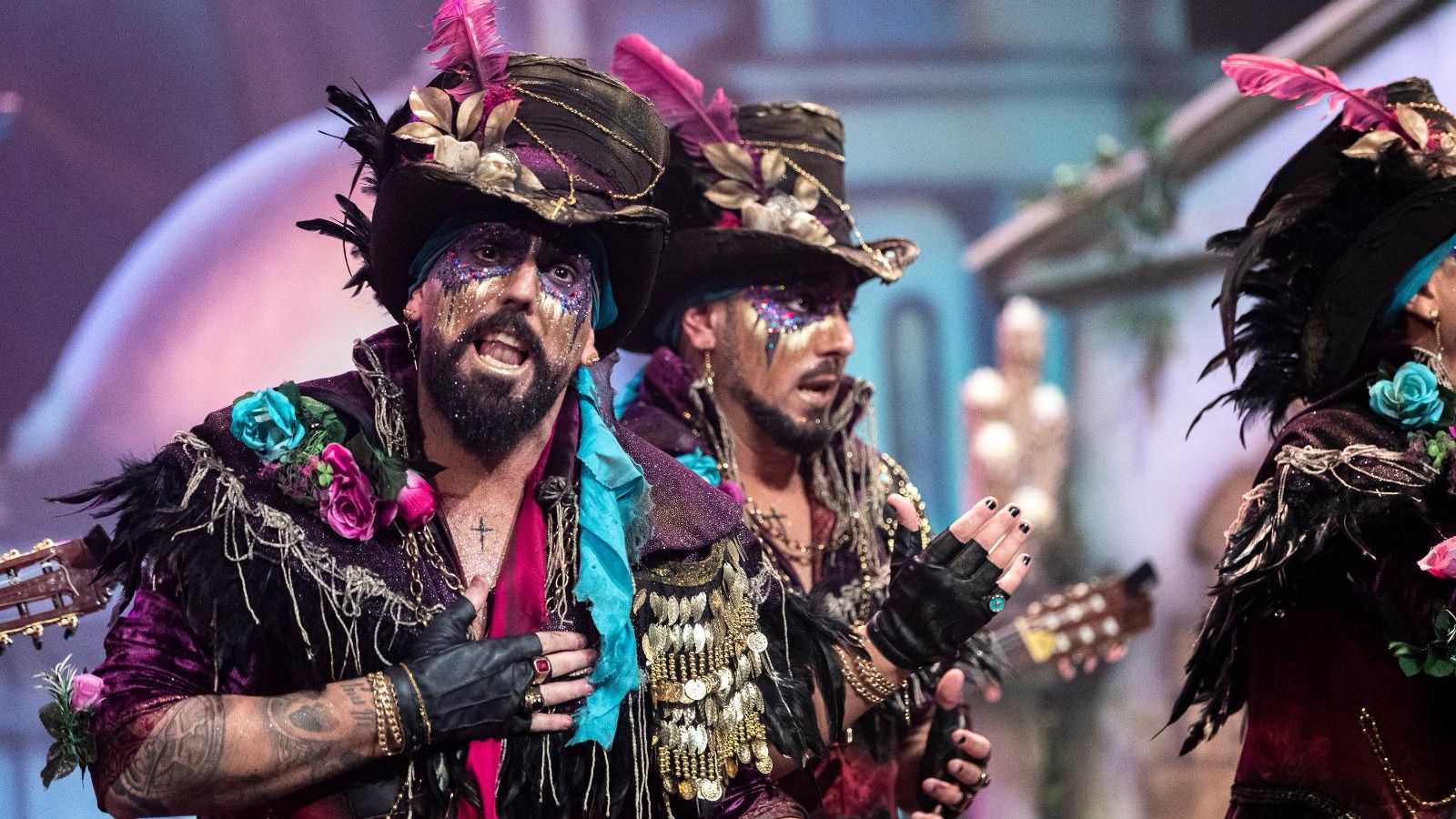 Búscate entre las mejores imágenes de la final del COAC 2025 del Carnaval de Cádiz