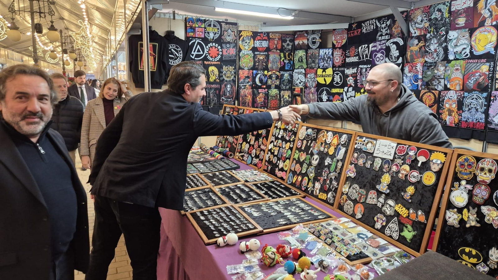 Inauguración de la carpa navideña del Paseo de la Victoria