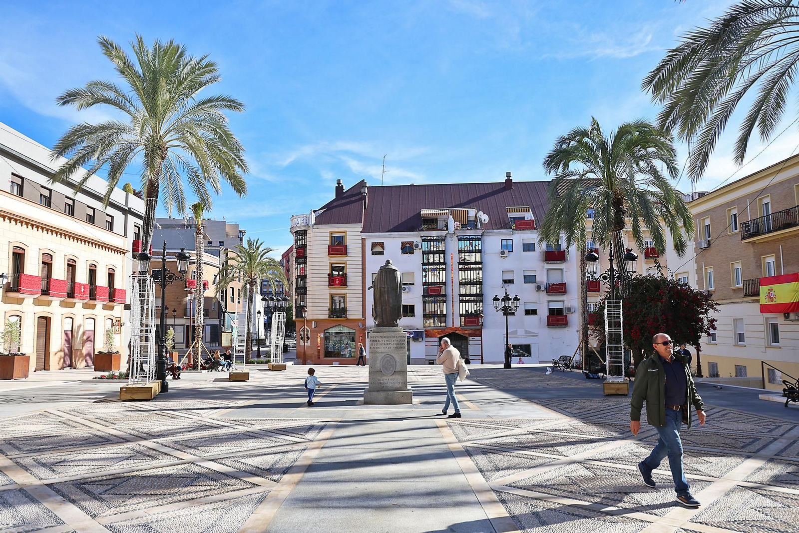 Así luce la Plaza de San Pedro tras el primer día de su reapertura