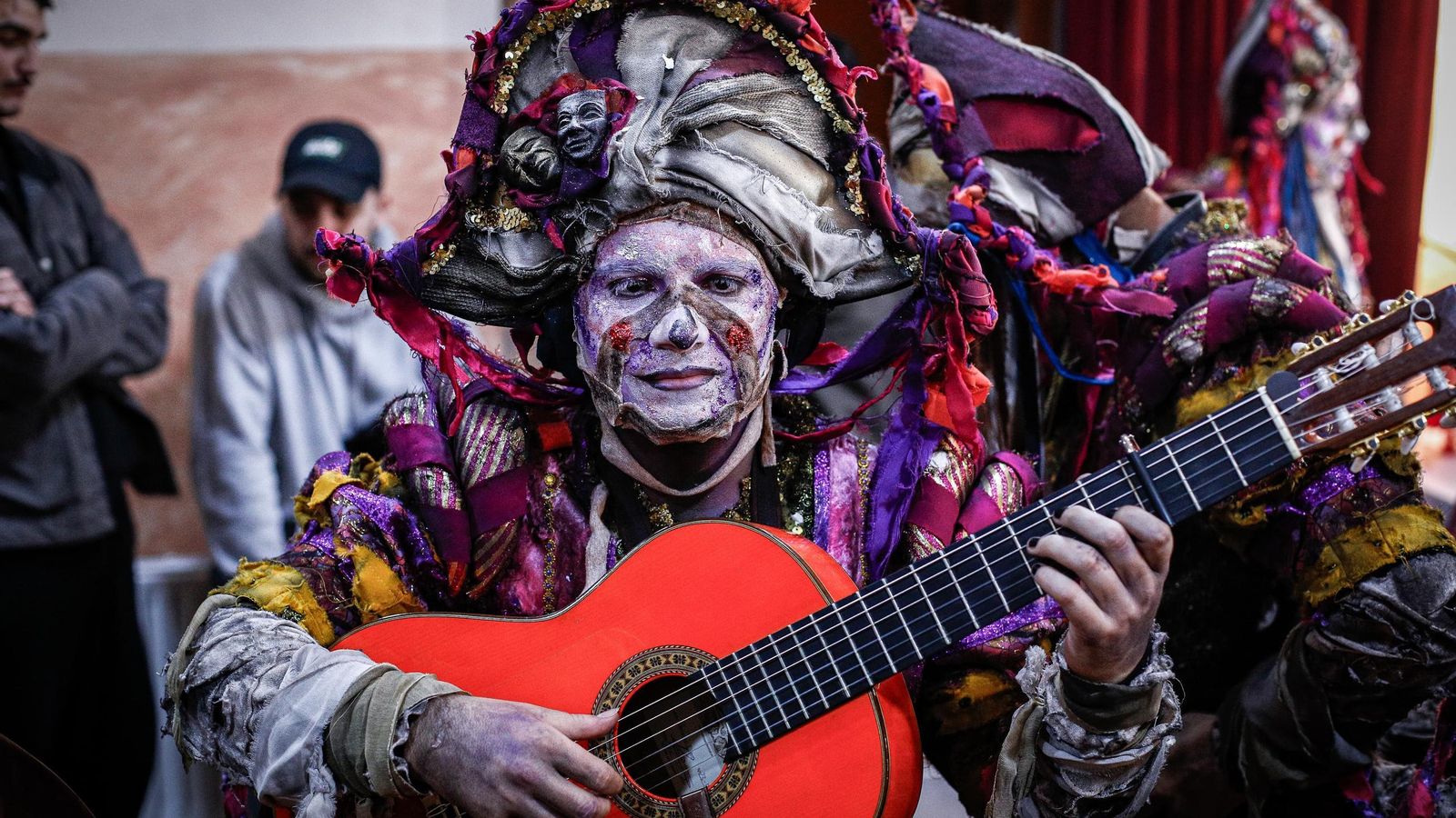 Búscate entre las mejores imágenes de la sexta sesión de cuartos de final del COAC 2025