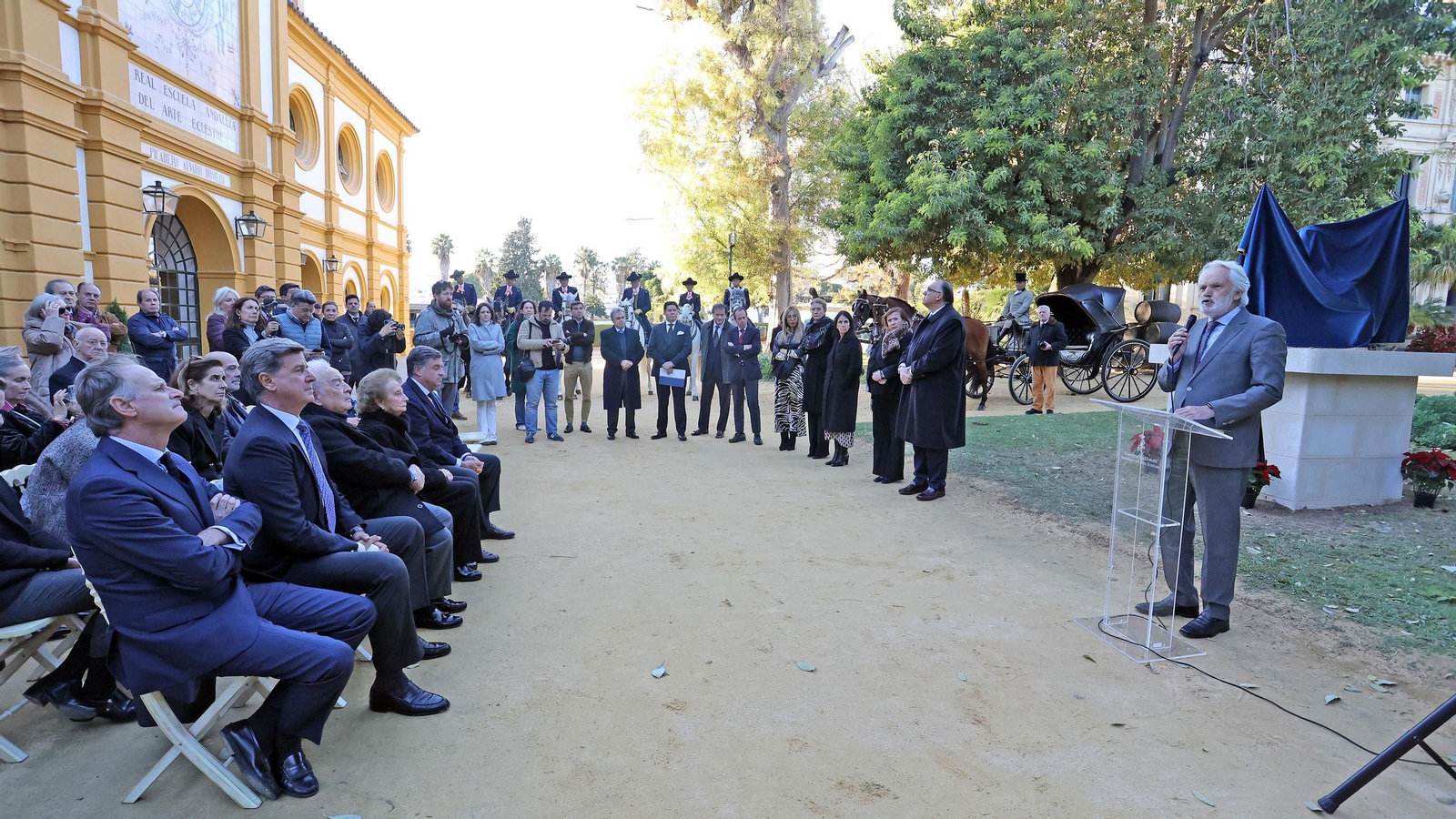 Inauguración del monumento dedicado a Álvaro Domecq en la Real Escuela