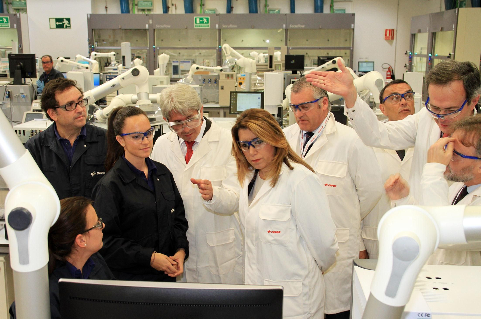La presidenta de la Junta de Andalucía, Susana Díaz, y el consejero delegado de Cepsa, Pedro Miró, inauguran el proyecto 'Optimización de Aromáticos' de Cepsa, en imágenes