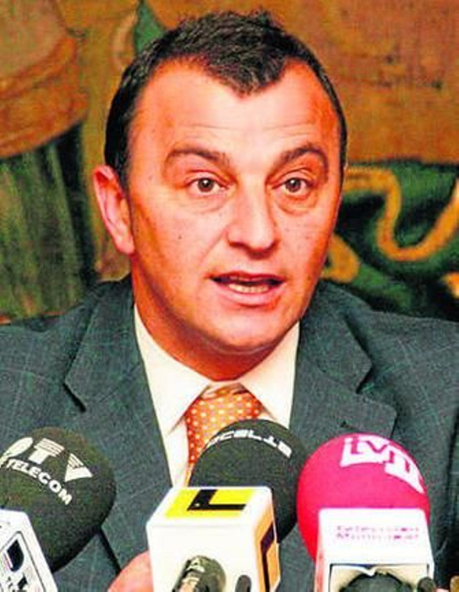 IU tilda de mala idea el cambio del proyecto