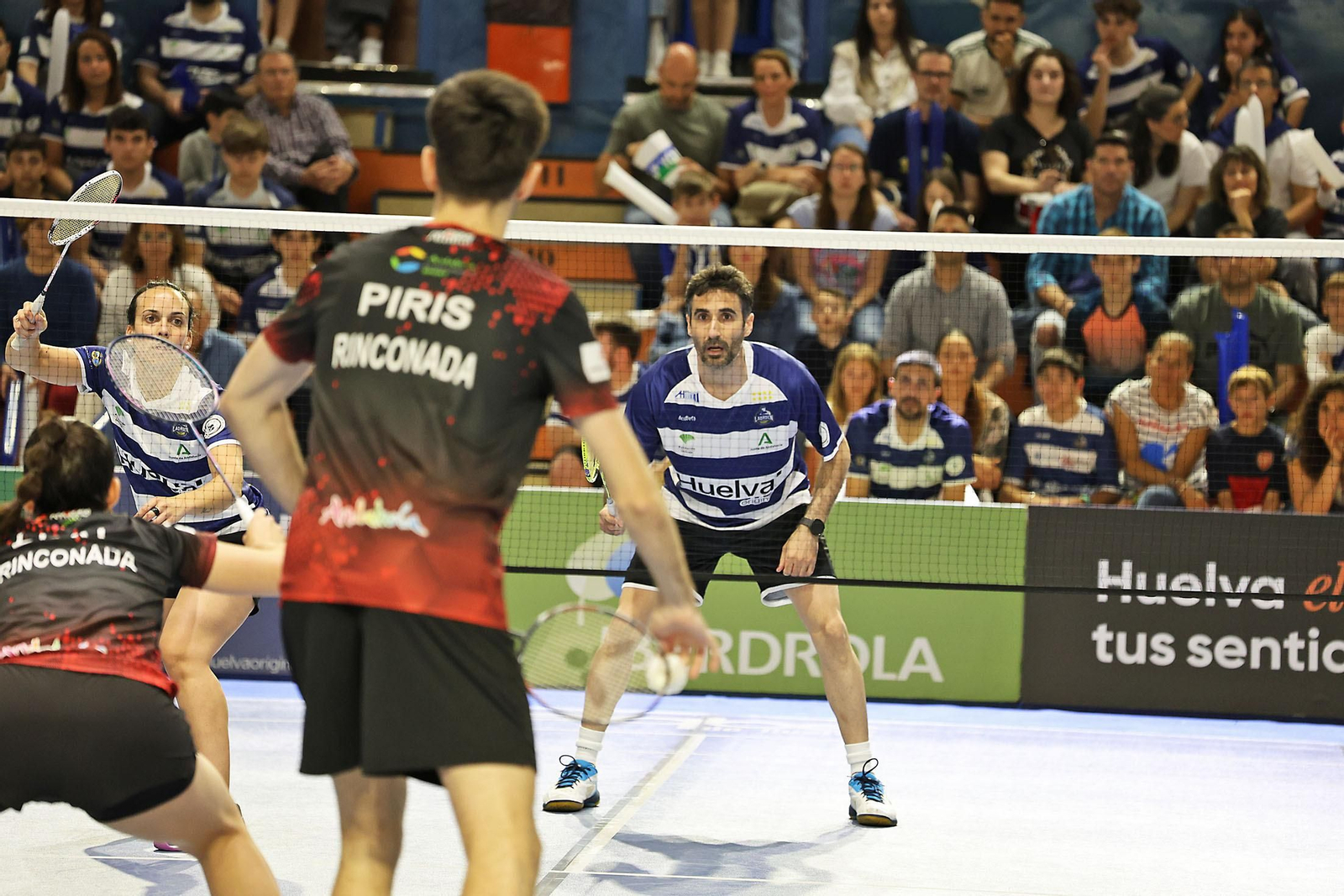 Imágenes de la final de liga de bádminton entre el IES La Orden y La RInconada