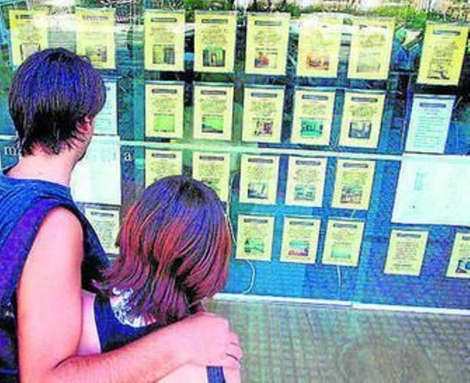 Miles de universitarios buscan piso para el curso que arranca en octubre