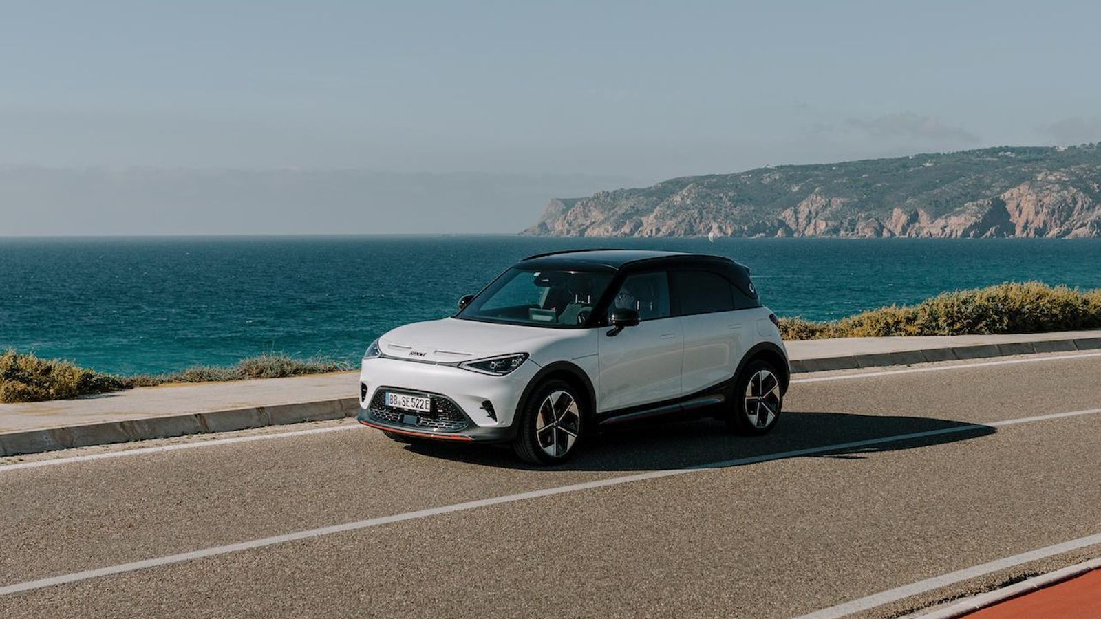 La autonomía homologada con una carga de su batería de 66 kWh será, como mínimo, de 400 km en estos Smart #1.