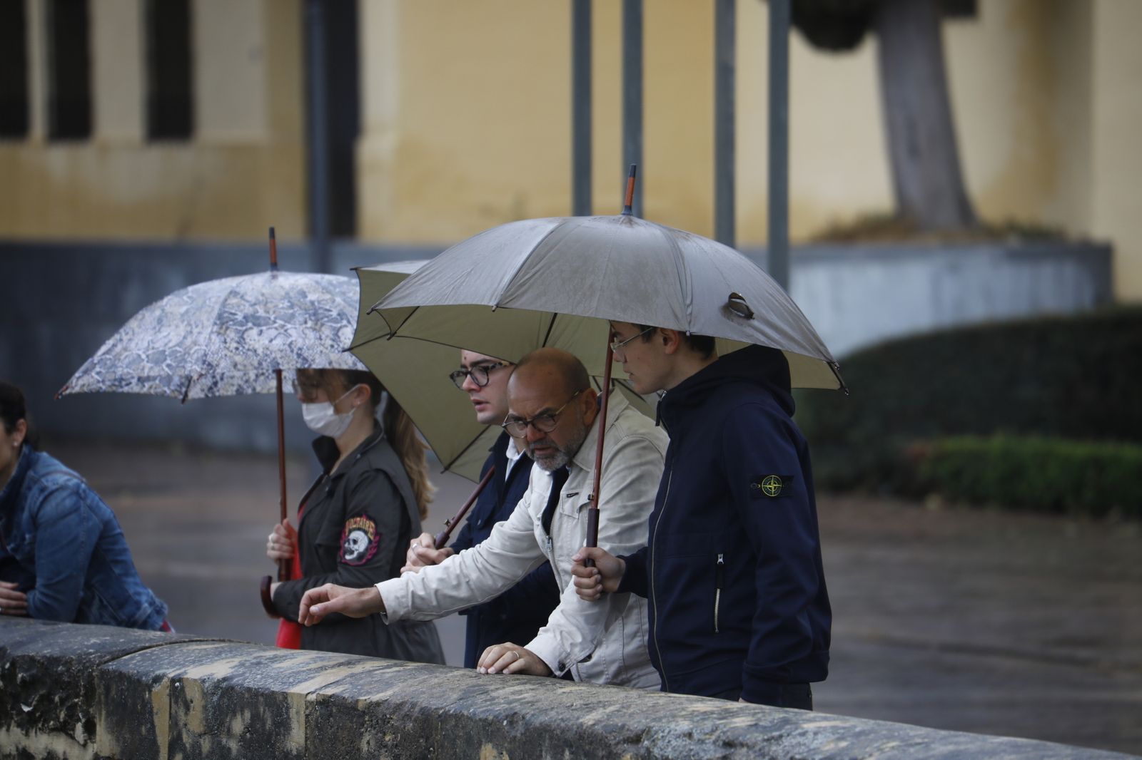 Las fotografías del regreso de la lluvia a Córdoba en pleno puente de Todos los Santos