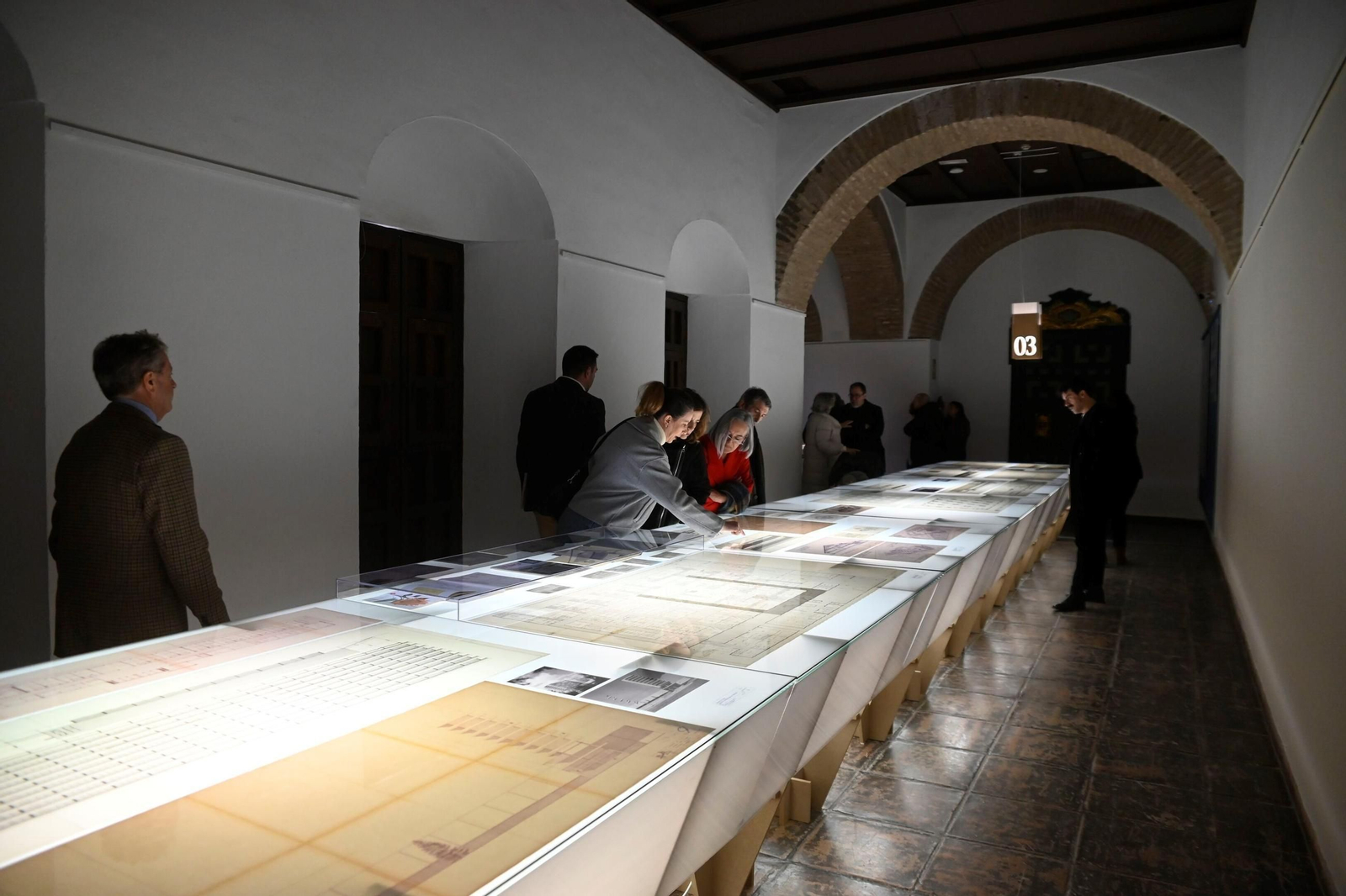 La exposición sobre la obra pública del arquitecto cordobés Rafael de La-Hoz, en imágenes