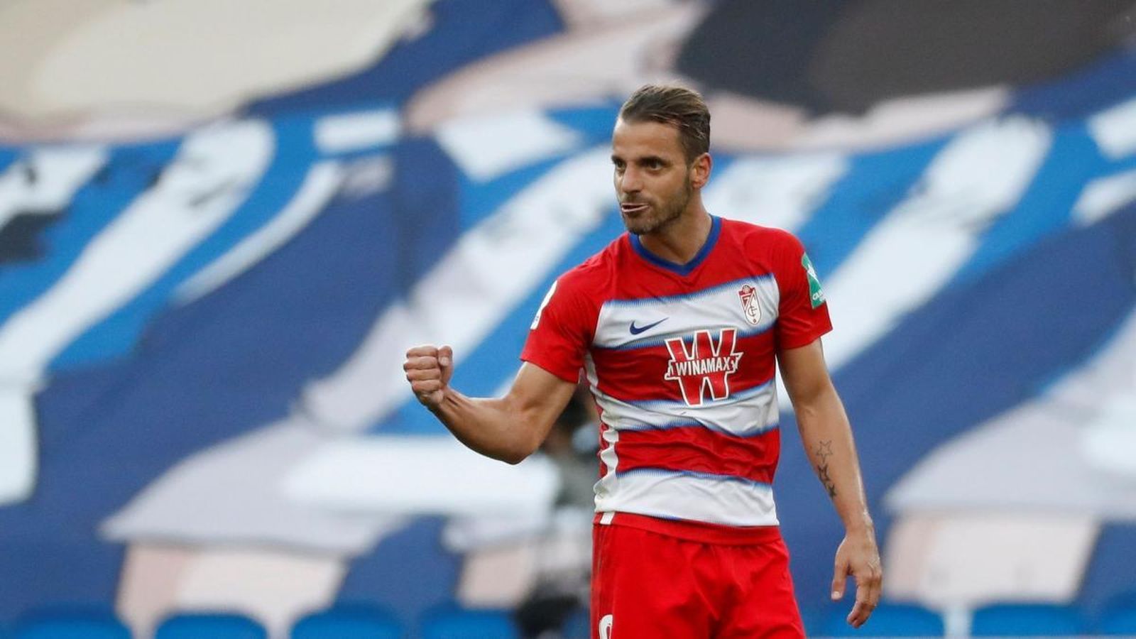 Soldado, en un partido con el Granada