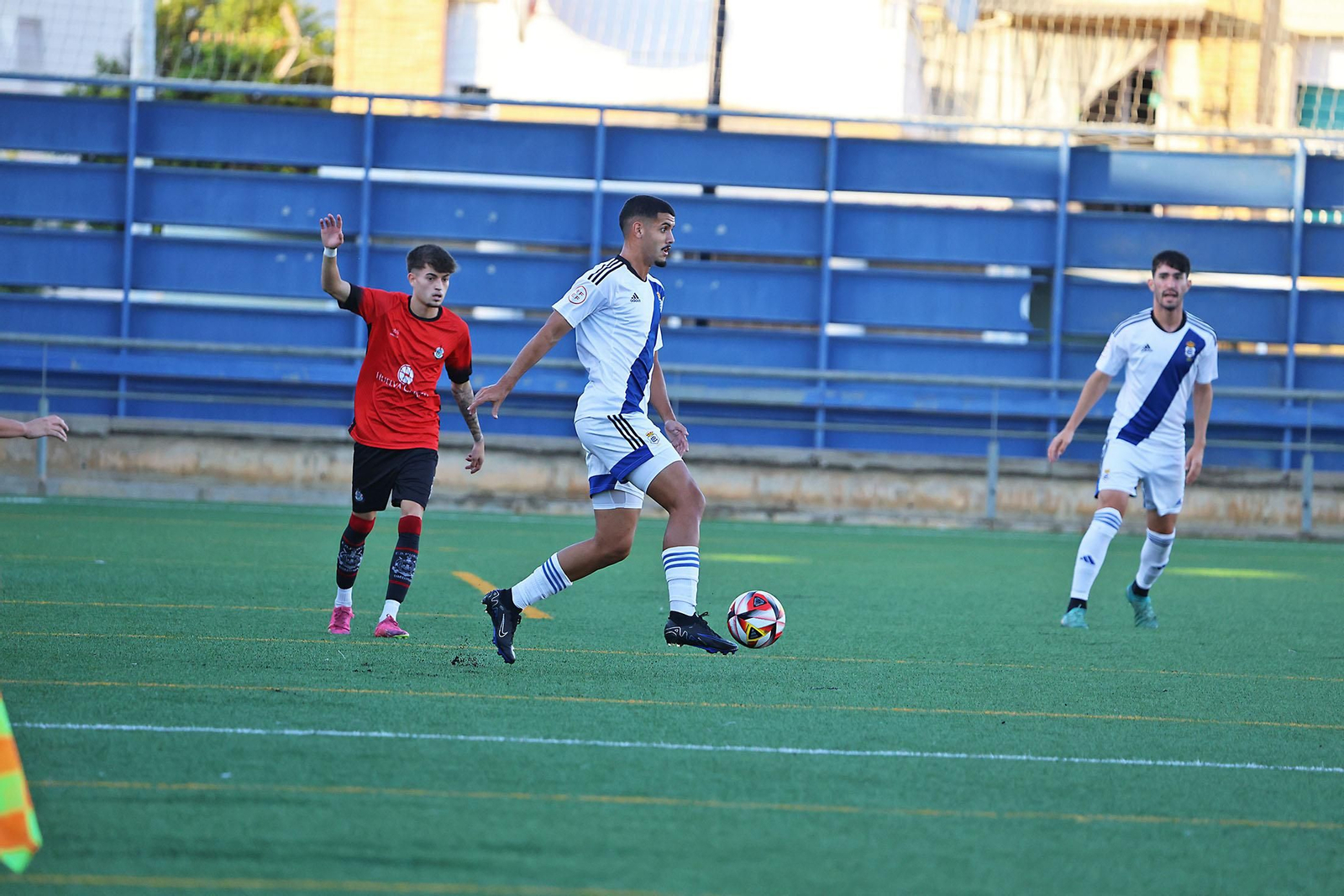 Imágenes del amistoso entre el CD Punta Umbría y el Recreativo de Huelva