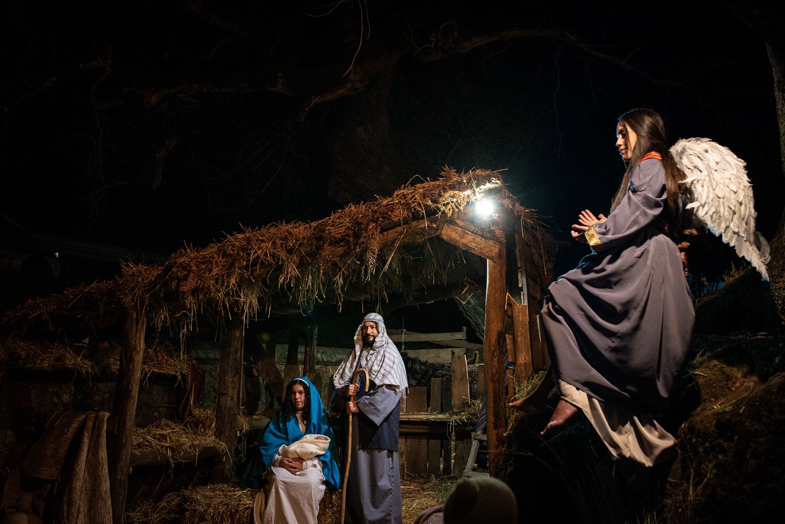 Imágenes: Una visita al Belén viviente de Puerto Moral