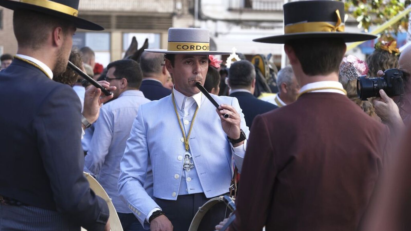 Tamborileros rocieros.