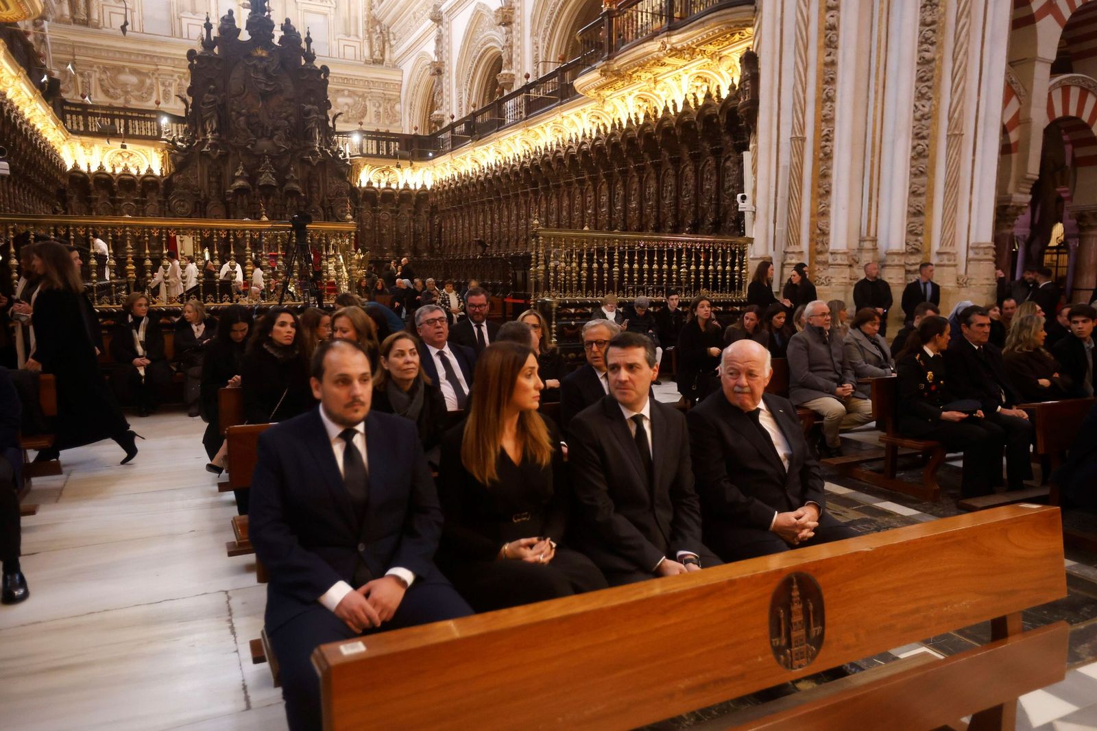 Las imágenes del funeral en Córdoba por las víctimas de la tragedia de Adamuz