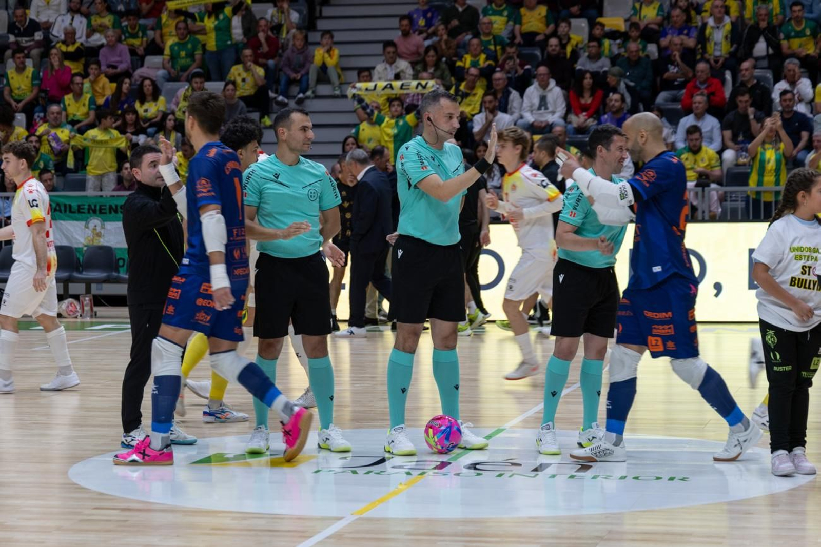 Las mejores fotos de la goleada del Jaén Paraíso Interior FS ante Industrias Santa Coloma