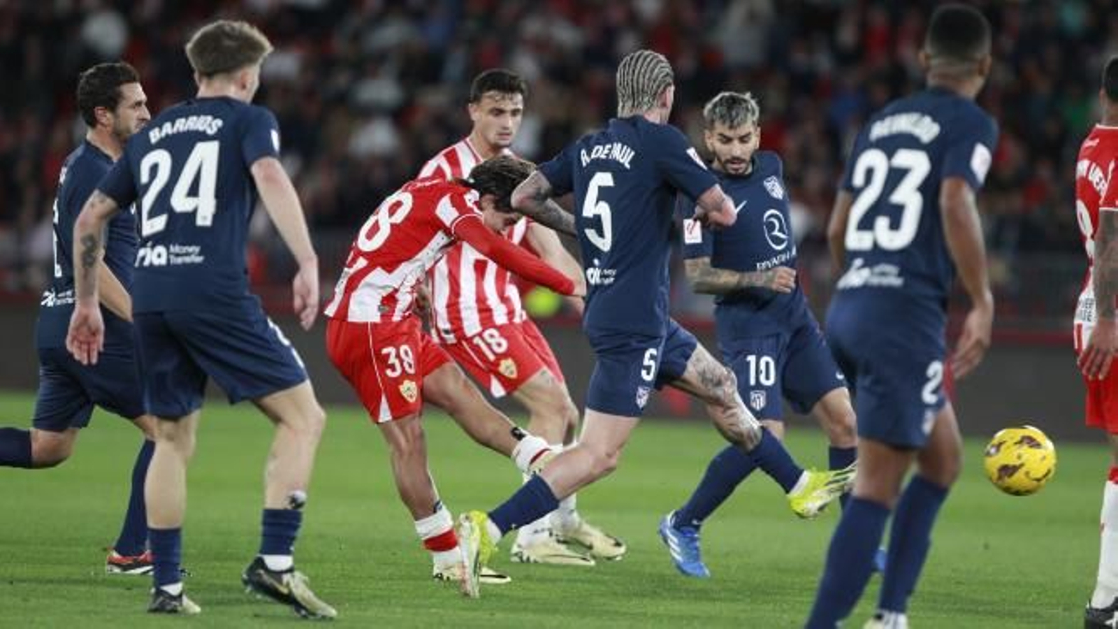 Luka Romero saca el latigazo que supuso su debut goleador con la casaca indálica.