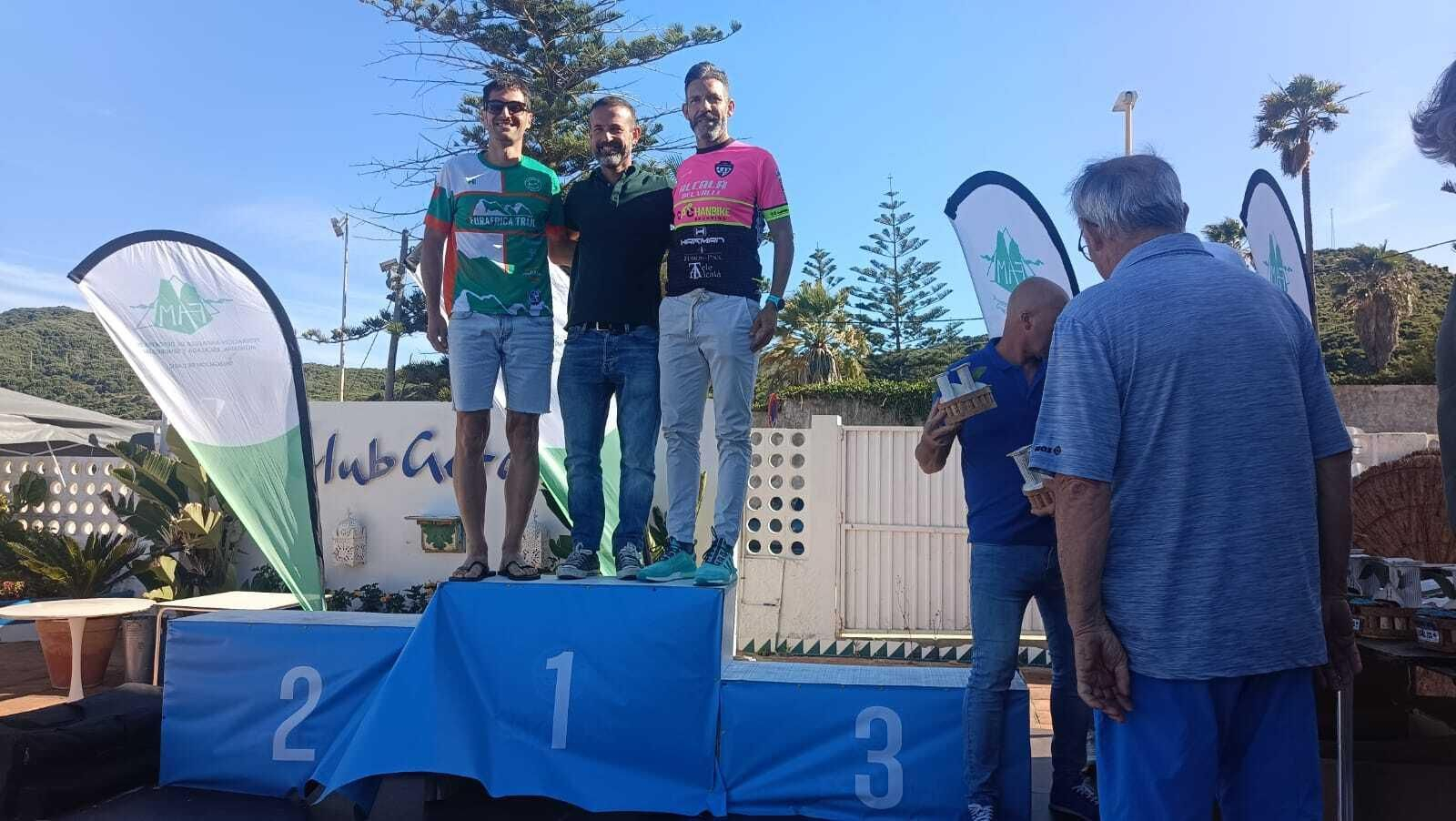 El podio masculino, con Antonio Jesús Serrano como ganador
