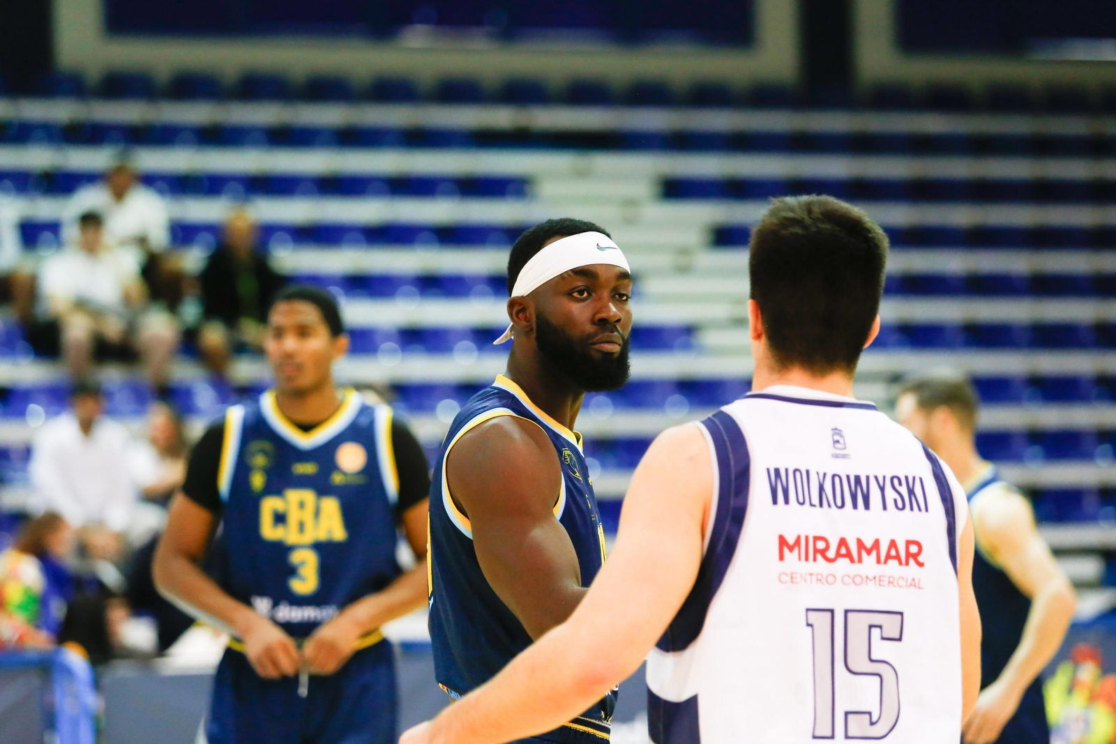 Las fotos del Club Baloncesto Algeciras - Salliver Fuengirola de la Tercera FEB