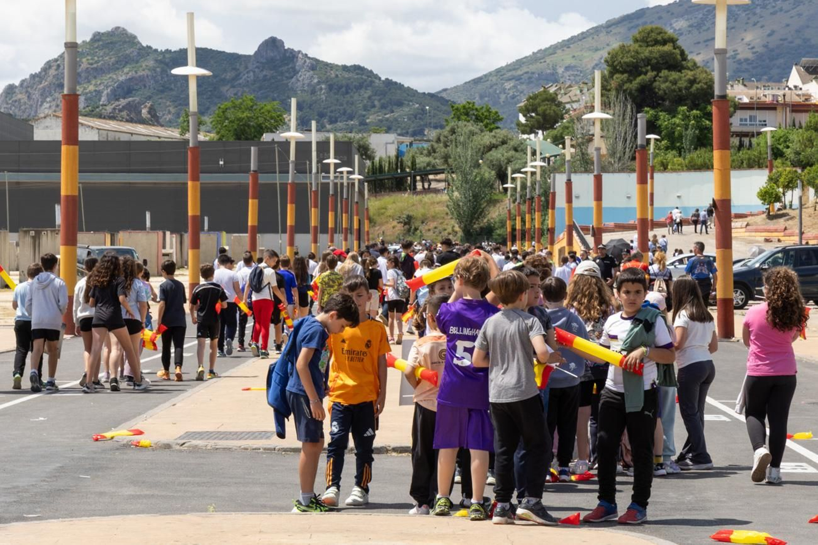 Exhibición de la Patrulla Aspa del Ejército del Aire y del Espacio con motivo del 1.200 aniversario de la capitalidad de Jaén