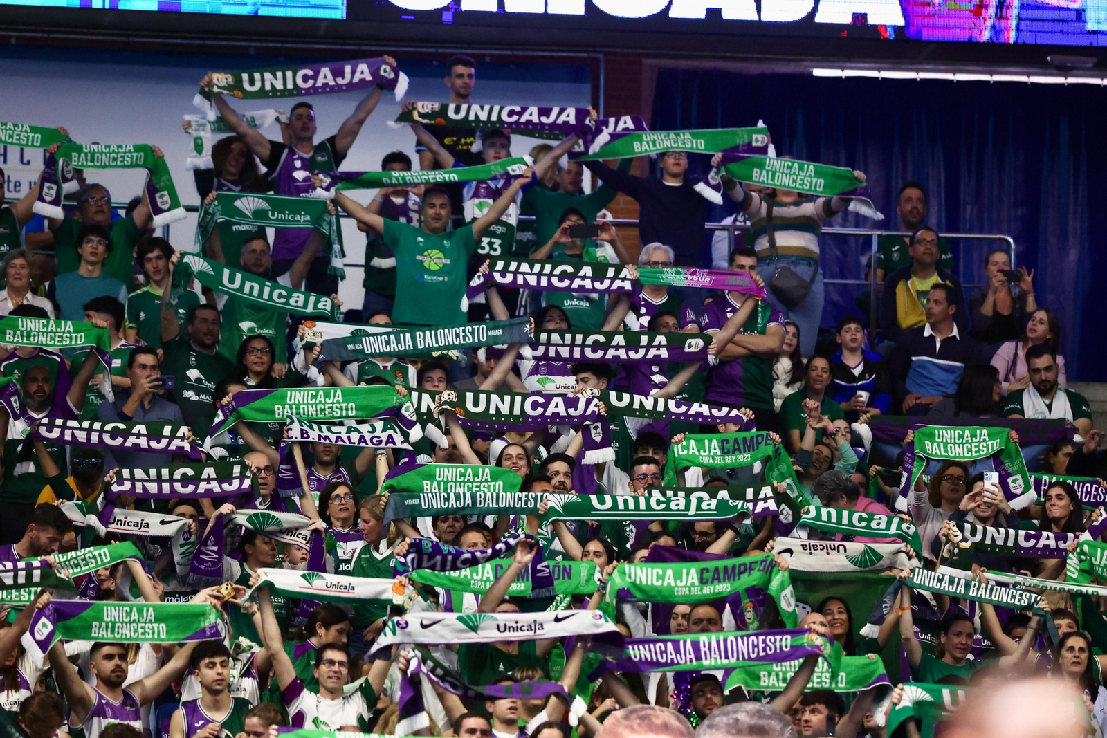 Búscate en las gradas del Carpena en el Unicaja Baloncesto - Real Madrid