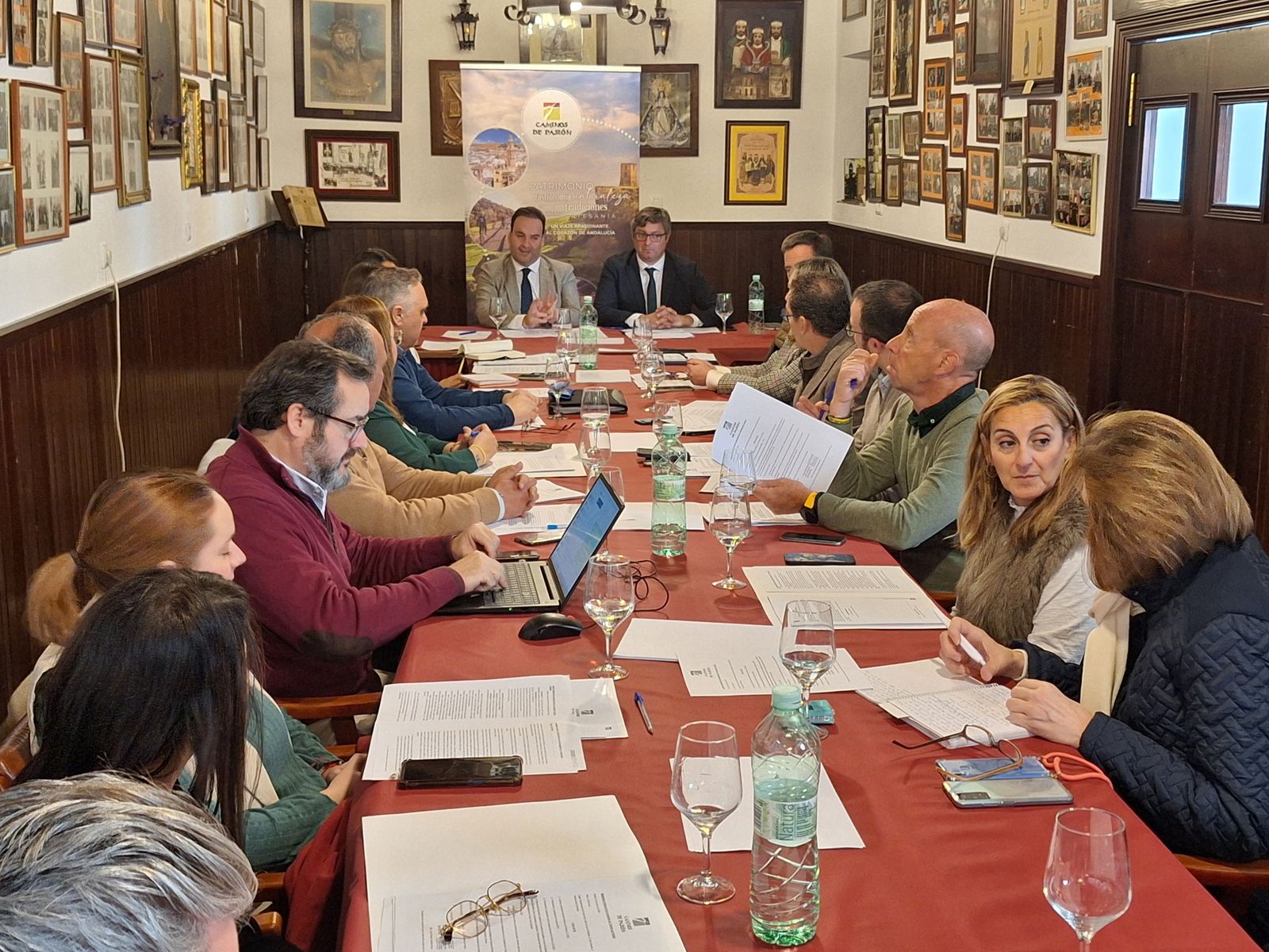 Un momento de la reunión celebrada en Puente Genil.