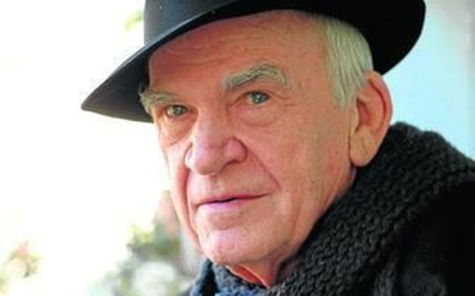 Milan Kundera (Brno, República Checa, 1929), un puntapié al pomposo sueño europeo.