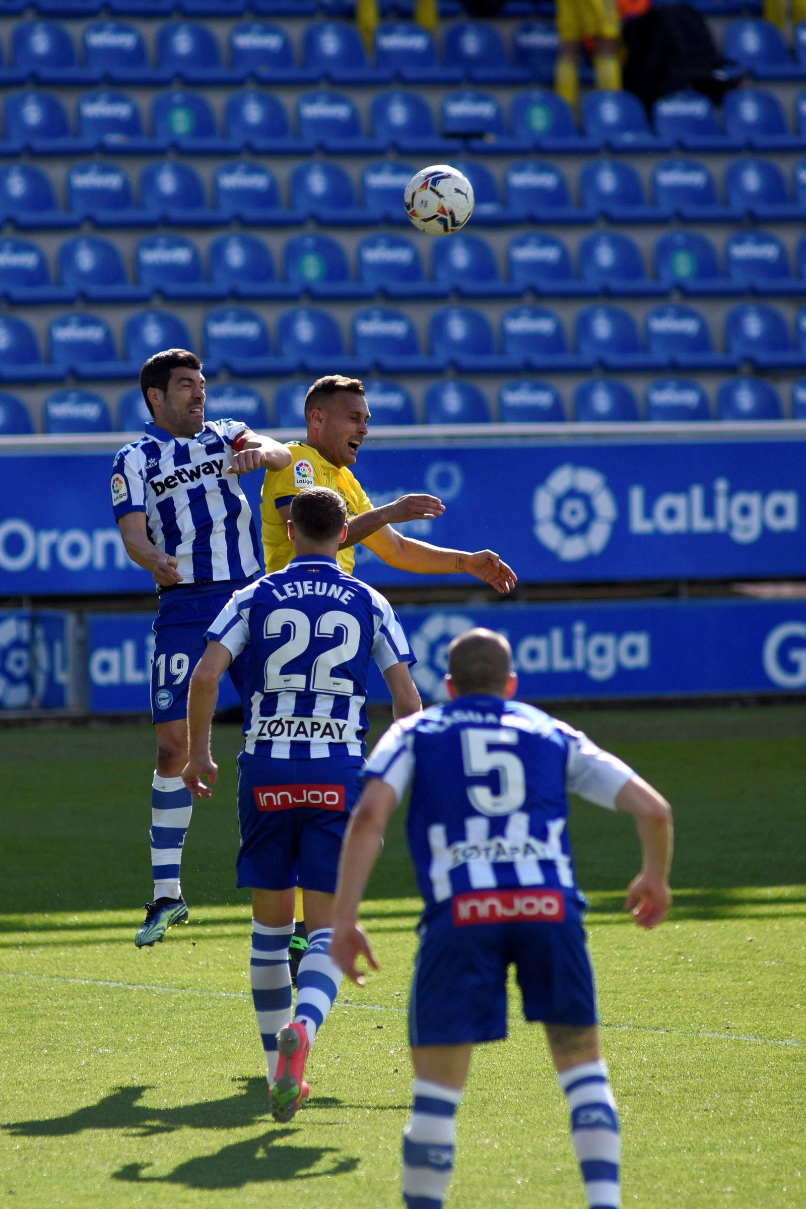 Las imágenes del Alavés-Cádiz