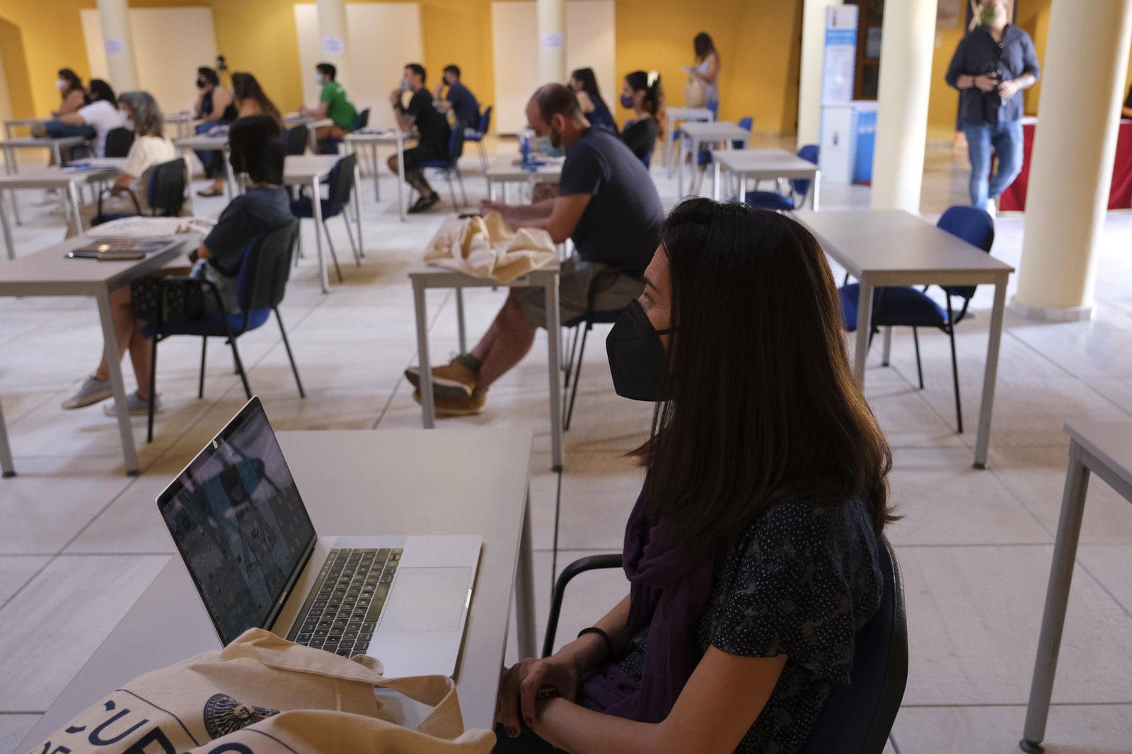 Fotogalería inicio XXII Cursos de Verano de la Universidad de Almería. Roquetas de Mar.